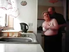Grandi seni latina succhiare il cazzo e deepthroat g troie amatoriali video