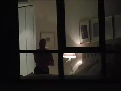 Sborrata video hard gratis amatoriali in una piccola tazza